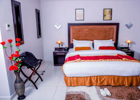 LIMEWOOD HOTEL 2