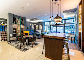 Premier Inn Frankfurt City Centre 2