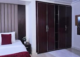 Villa Park Hotels 5