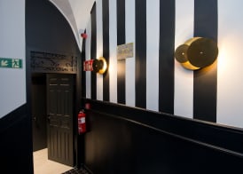 AmazINN Collection Madrid Amor de Dios 2