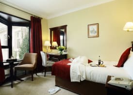 The Ardilaun Hotel 3