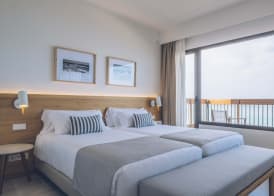 AYA Seahotel - Adults Only 3