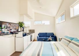 McKillop Geelong by Gold Star Stays 4