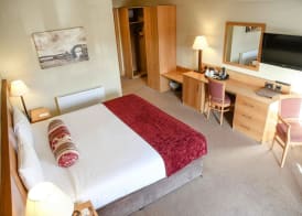 Belmore Court & Motel 5