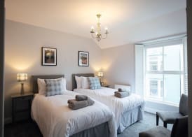 The Townhouse 5