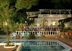 Porfi Beach Hotel 3