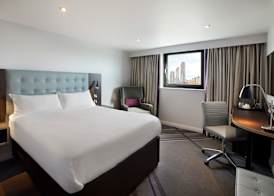 Premier Inn Bath City Centre 3