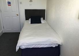 Ashwood Hotel 4