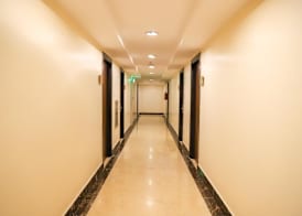 Abraj Al Tayseer Tuwa Hotel 5