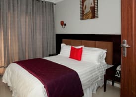 Nomads Court Lodge 2