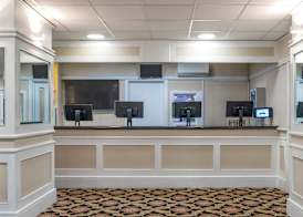 The Grand Burstin Hotel 2
