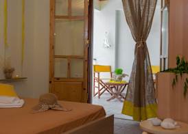 Summer Bed Nydri 2