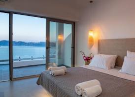 Blu Rooms Santorini 4