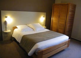 Brit Hotel Armor 5