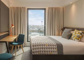 Holiday Inn LONDON - HEATHROW BATH ROAD by IHG 3