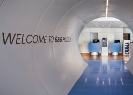 B&B HOTEL Madrid Aeropuerto T1 T2 T3 2