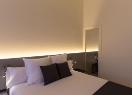 Izaila Plaza Catalunya 5