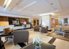 Hotel Andalucía Center 5
