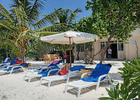 Crown Beach Hotel 3