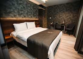 Emens hotel 5