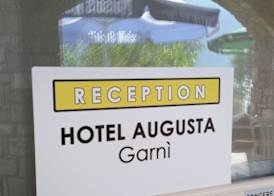 Hotel Augusta Garnì 2