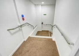 OYO Plymouth Central Hotel 4