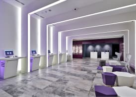 YOTEL Singapore Orchard Road 2