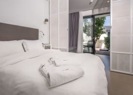 Aqua Bay 5