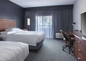 Courtyard by Marriott Norwalk 5