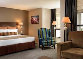 Huntingdon Hotel and Suites 5