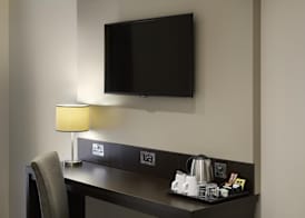 Premier Inn Glasgow East Kilbride Central 5