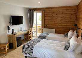 Logis Hôtel Les Autanes & Spa 4