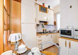 Gabri By The Sea With Balcony and Shared Garden 4