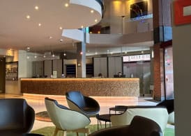 B&B HOTEL Mons Centre 4