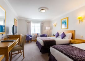 Ashdown Park Hotel 4