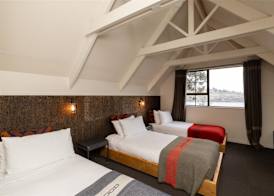 Sherwood Queenstown 4
