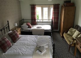 The Hollies Inn 3