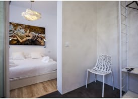 Cheap & Chic Hotel 2