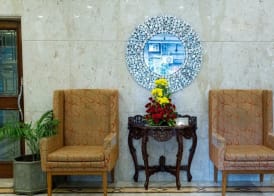 Residency Hotel Fort 2
