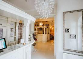 Carol Boutique 3