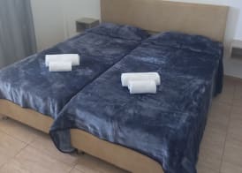 Penelope Beach Hotel Apts 4