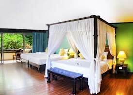 The Fair House Beach Resort & Hotel 4