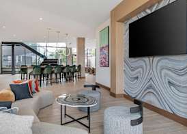 Cambria Hotel Austin Downtown 2