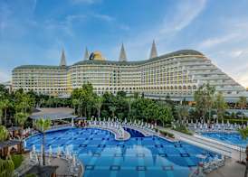 Delphin Imperial Lara 3