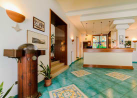 Hotel La Bussola 2