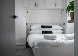 Goodstay Lodges by Urban Space 2