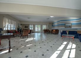 Apollo Beach Hotel 4
