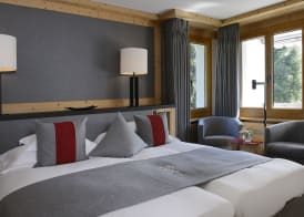 Luxurious Alpine Getaway at Park Hotel Gstaad 5