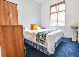 OYO Regency Guest House Manchester North 3