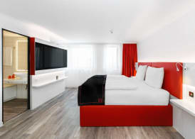 DORMERO Hotel Zürich Airport 5